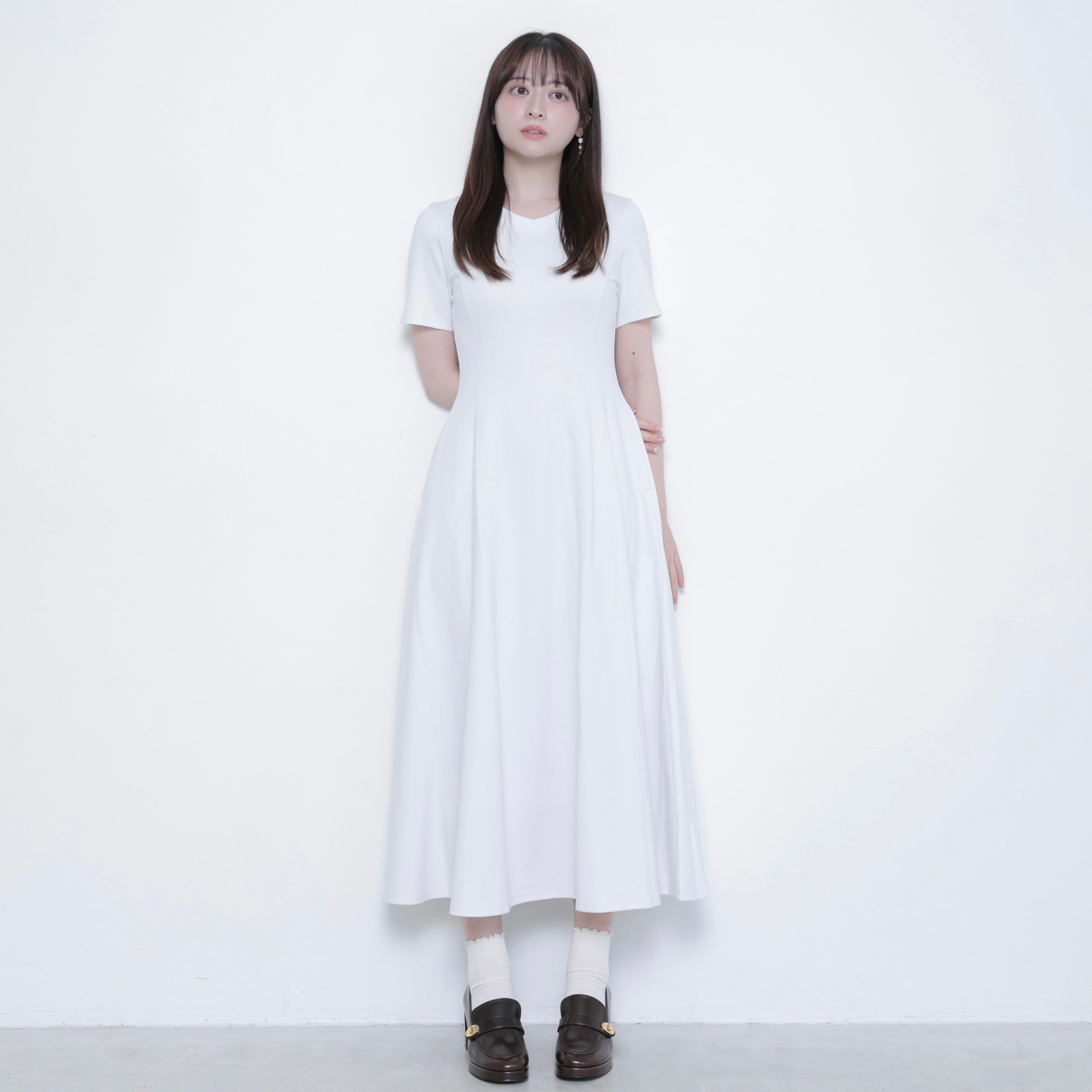 カネコイサオ　クスミピンク系　薔薇柄　ロングワンピース　直し、難有り ピンクハウス風 花柄ワンピース カネコイサオ風｜Yahoo!フリマ（旧