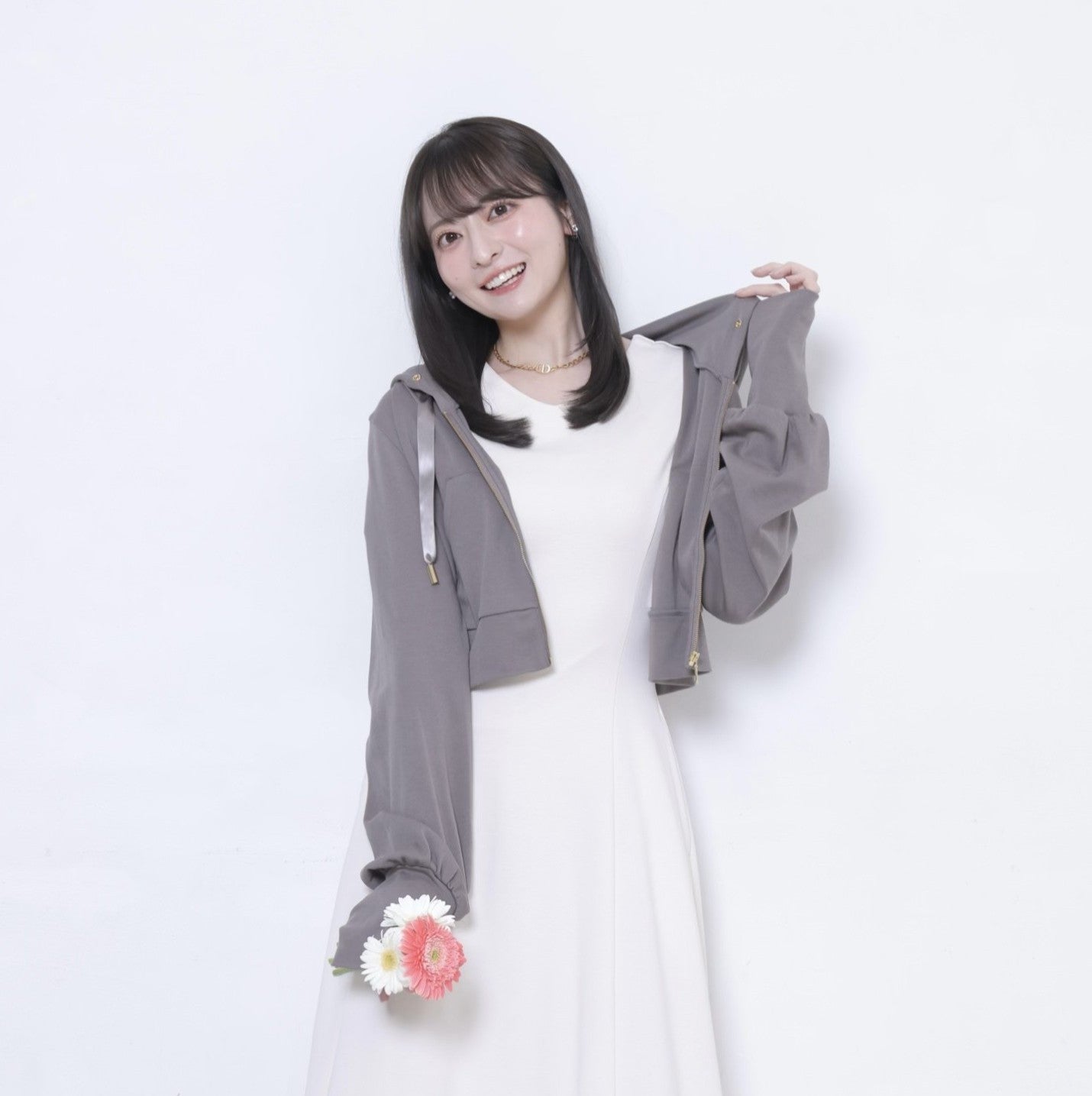 しいちゃん　遮光パーカー　メッシュなし　グレージュ 美品】しいちゃん 完全遮光パーカー グレージュ しいちゃん 遮光