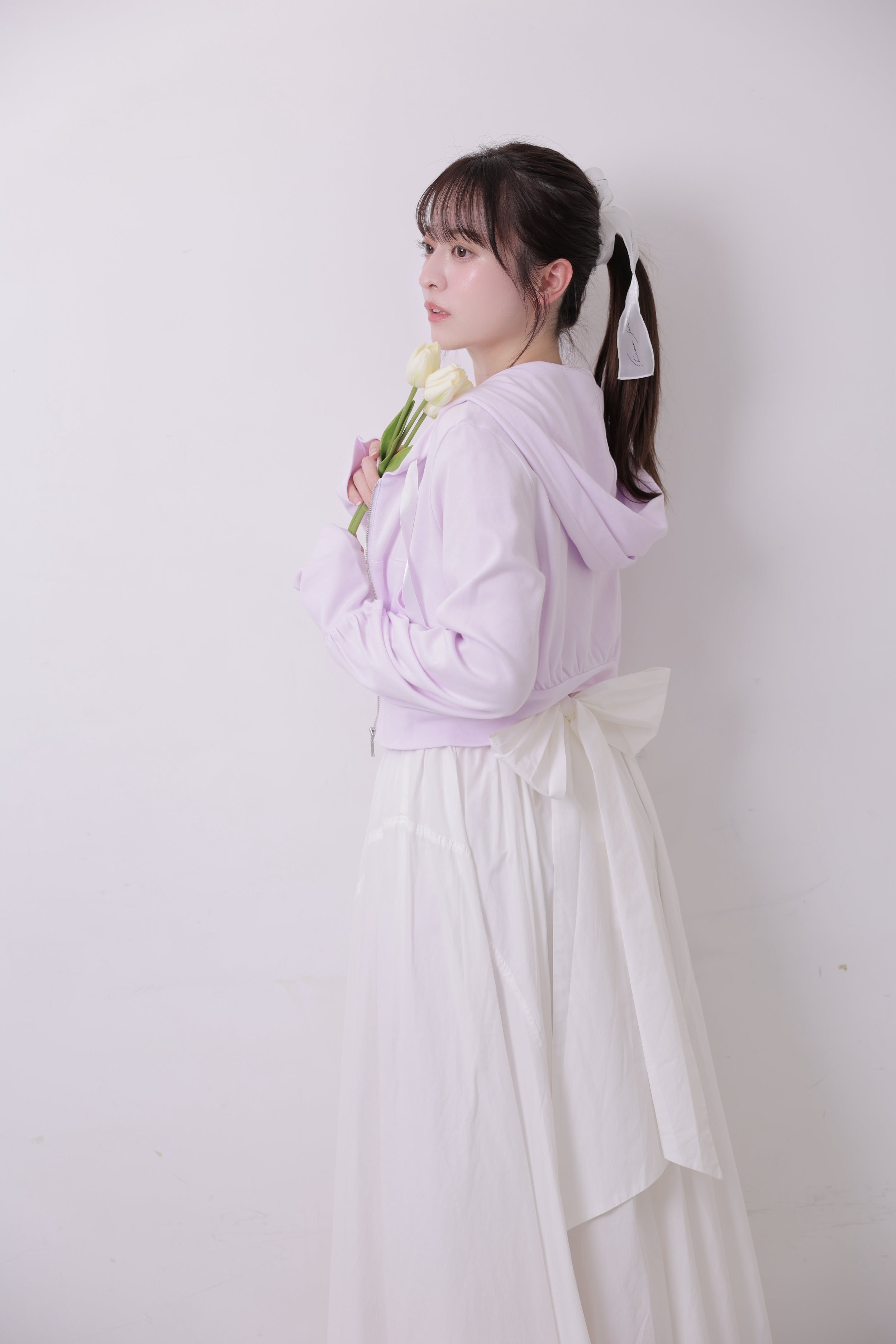 シロノサクラ。夏雪草 UVカットパーカー